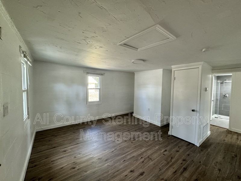 1756 Ne 8th Ave #1 - Photo 6 of 13