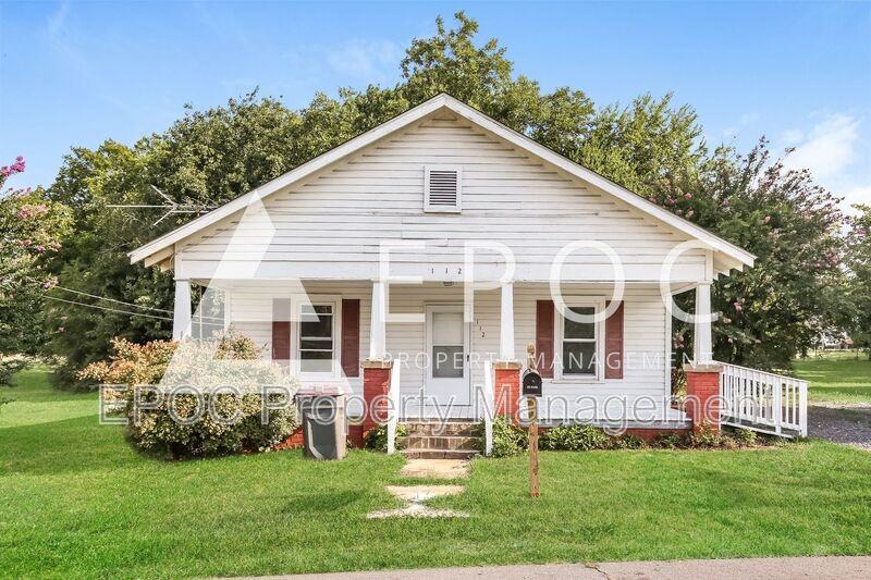 112 Allison St - Photo 2 of 16