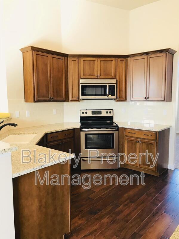 6705 E Thornton St - Photo 5 of 17