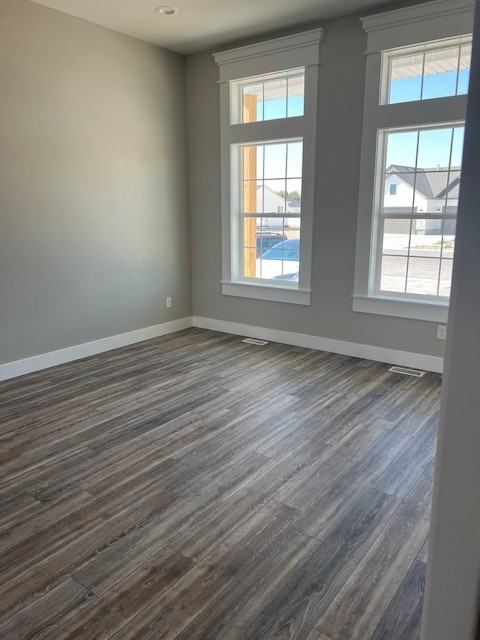 3710 Hidden Valley Dr - Photo 3 of 32