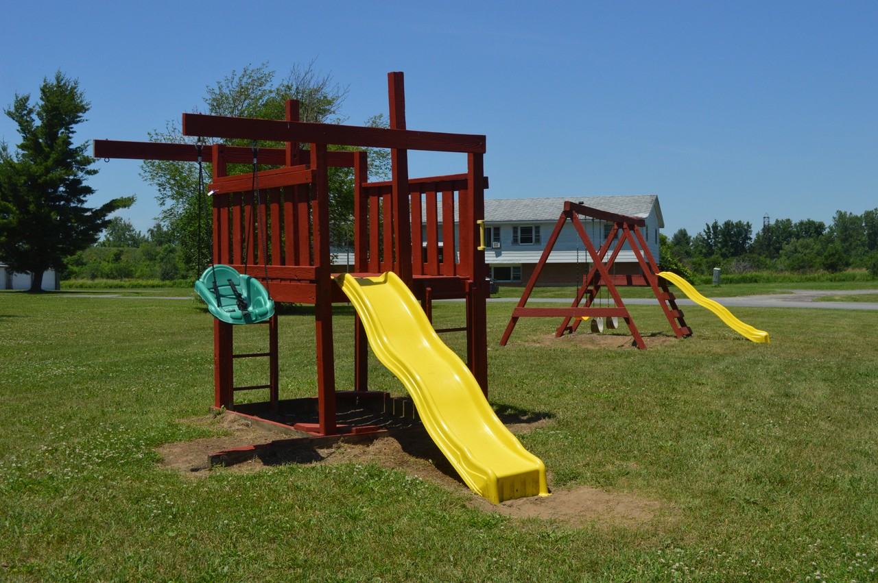 21557 Heather Acres Dr #11C - Photo 4 of 10