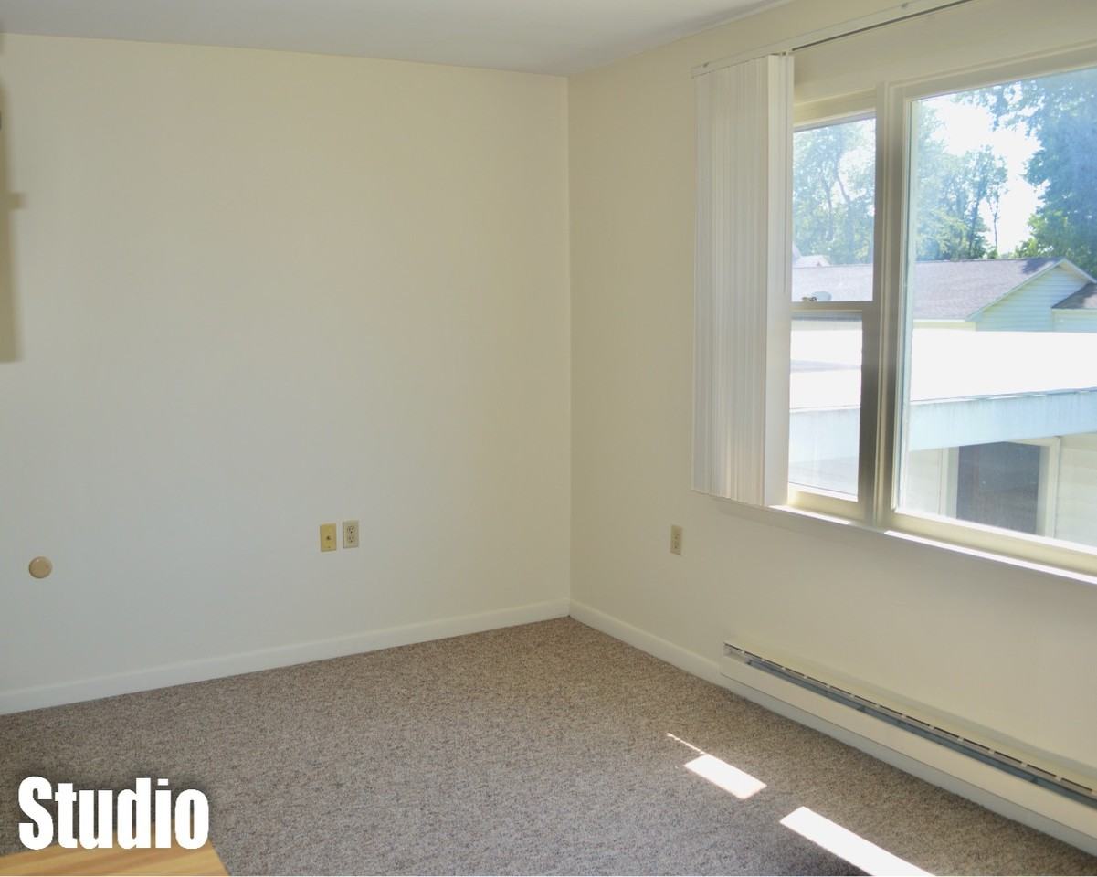 21455 Heather Acres Drive #14F - Photo 3 of 8