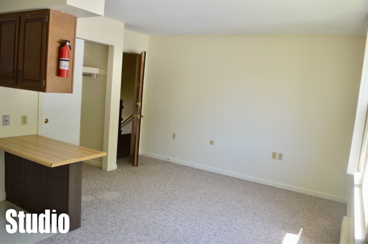 21455 Heather Acres Drive #14F - Photo 4 of 8