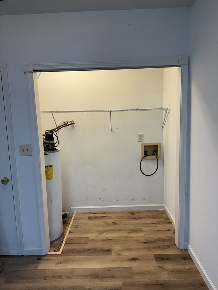 306 S State St #306 - Photo 2 of 10