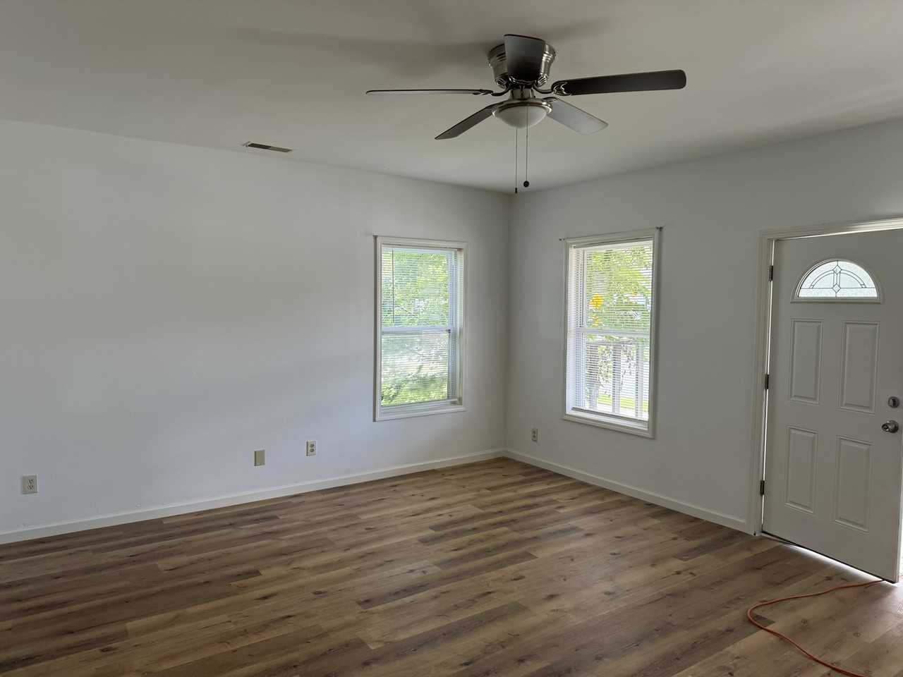 306 S State St #306 - Photo 3 of 10