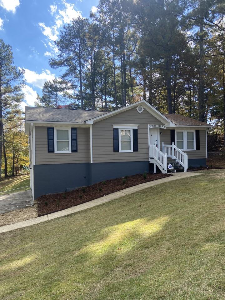 8218 Country Cir - Photo 2 of 27