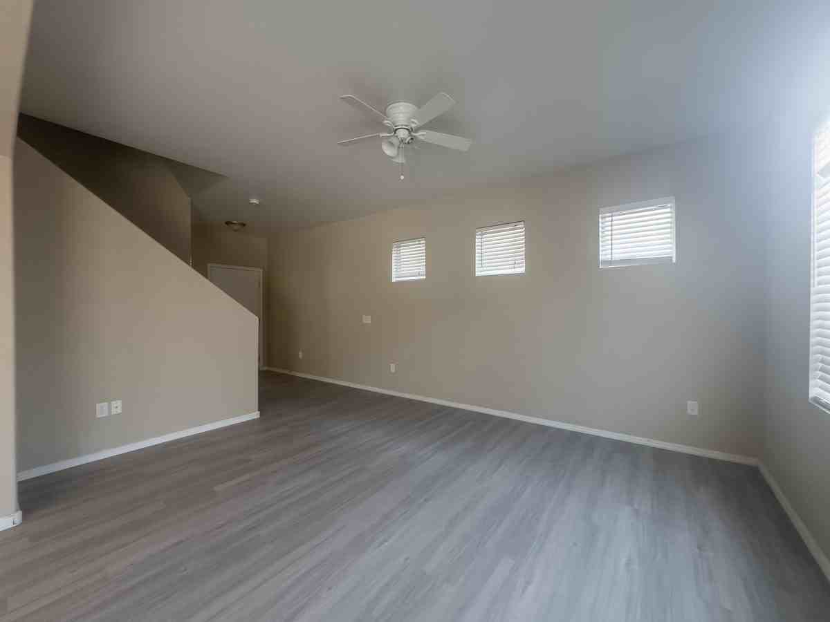 12170 Flanagan Street - Photo 3 of 20
