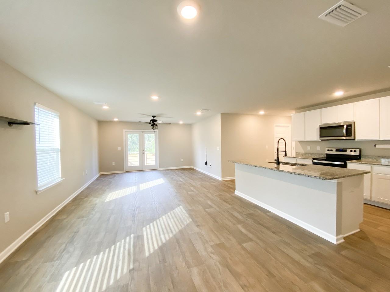 32112 Calder Ct - Photo 3 of 23