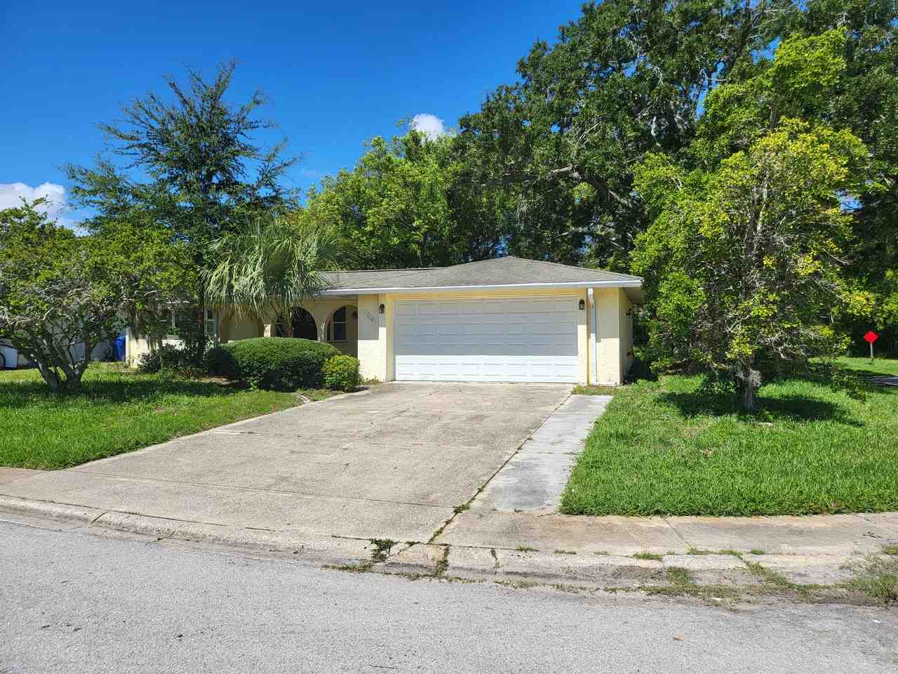 7629 Valley Ct - Photo 2 of 30