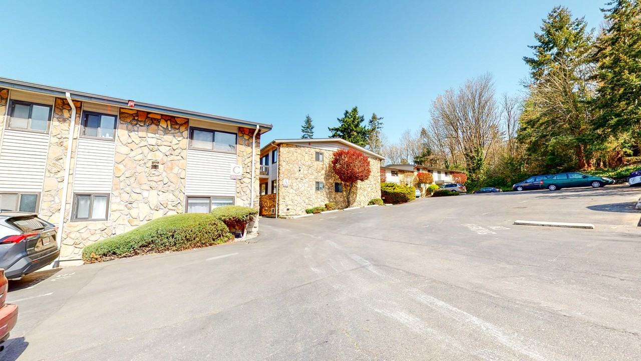 750 S 216Th St - Photo 4 of 35