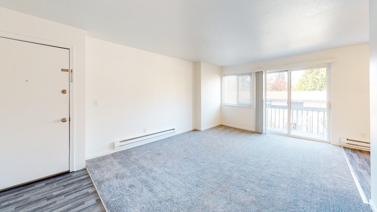 750 S 216Th St - Photo 7 of 35