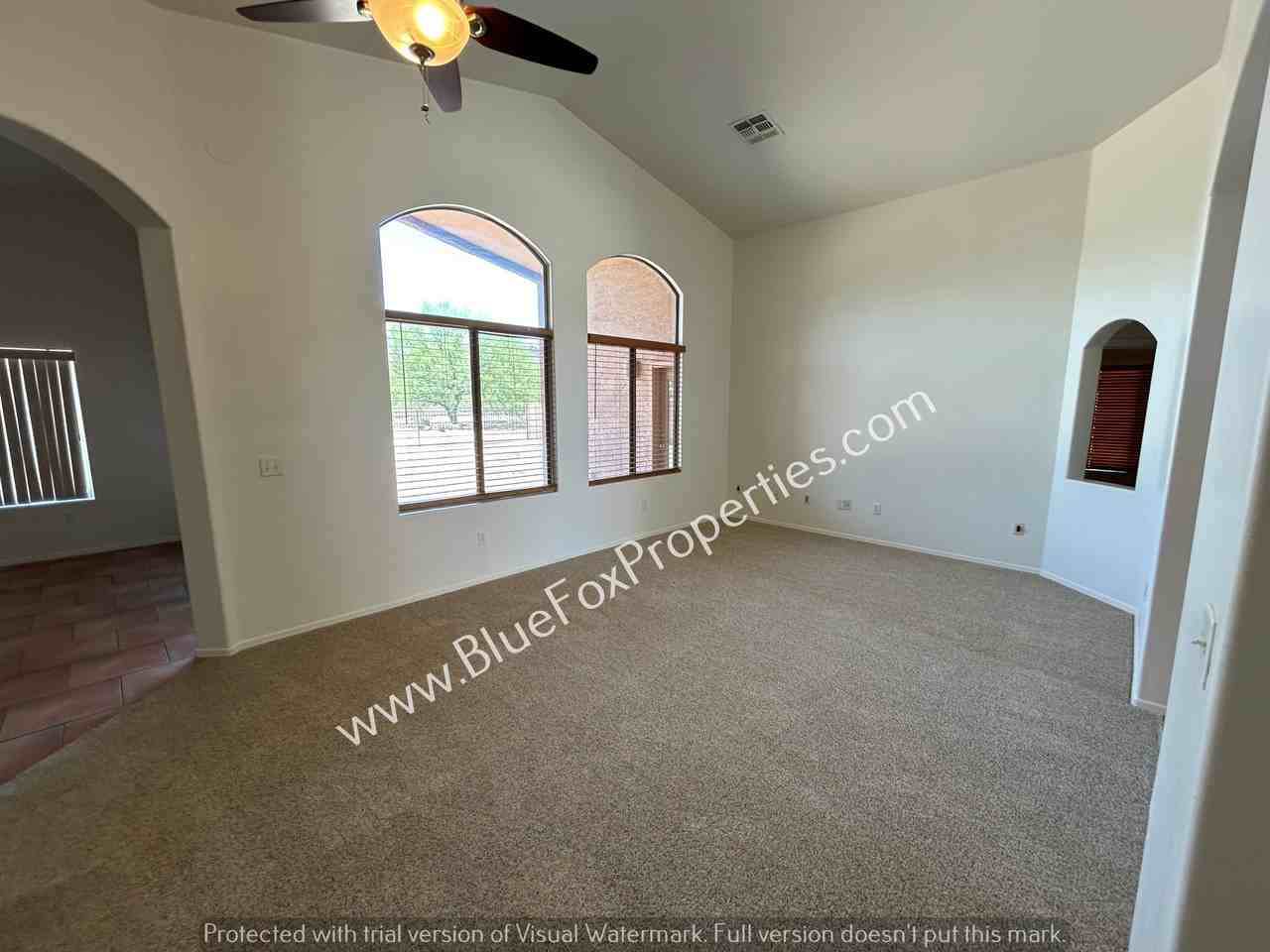 5322 W Olivine Dr - Photo 2 of 12