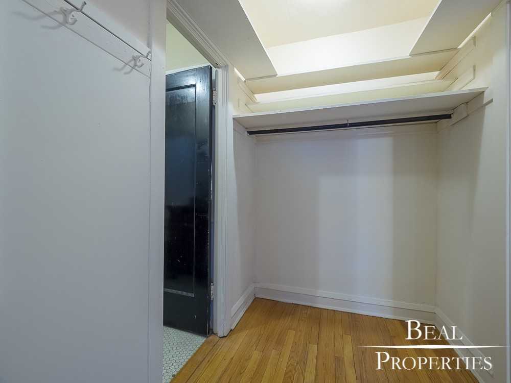 2112 West Ainslie Street #CLN1 - Photo 4 of 8