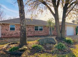 featured image of 1203 E Pecan St #NA
