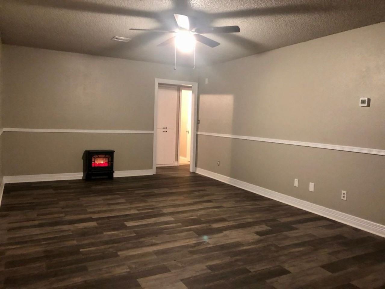 1203 E Pecan St #NA - Photo 4 of 23