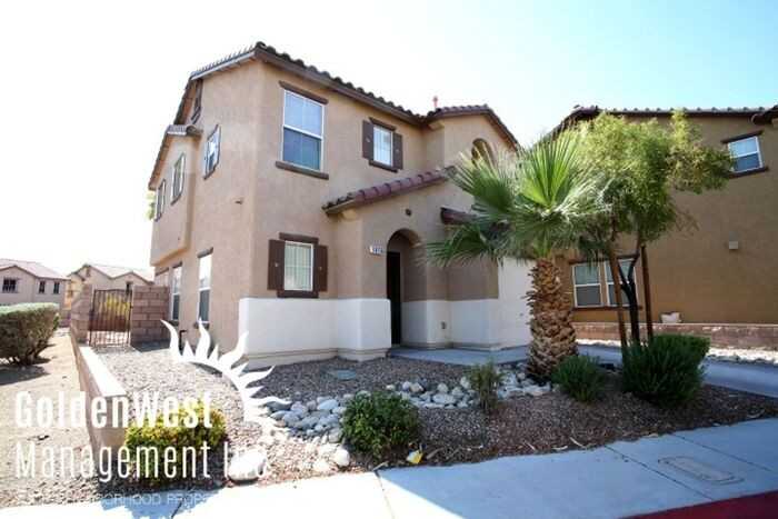 1076 Country Coach Dr - Photo 2 of 25