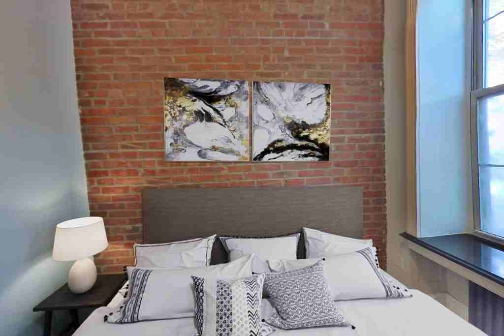 W 21st St #1 - Photo 3 of 6