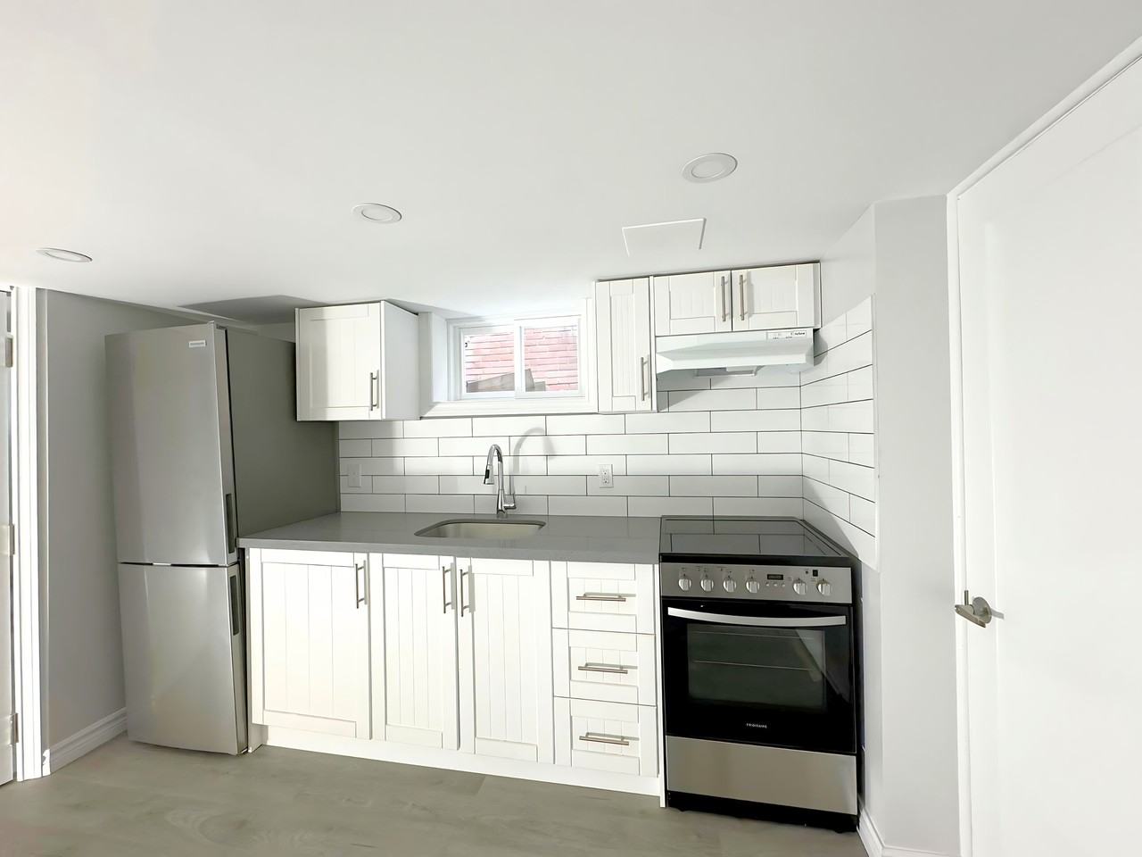 68 Woodington Avenue #BSMT - Photo 2 of 6