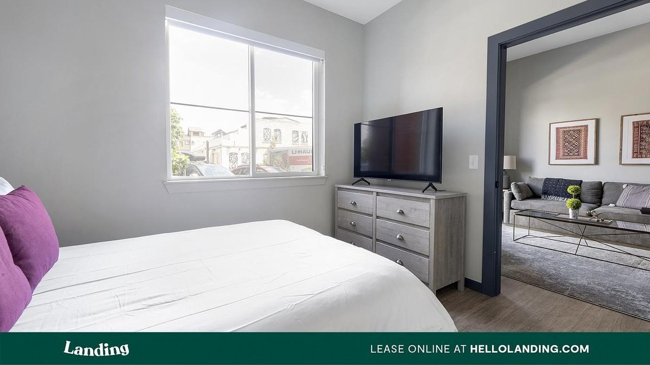 281 Willow St - Photo 4 of 50