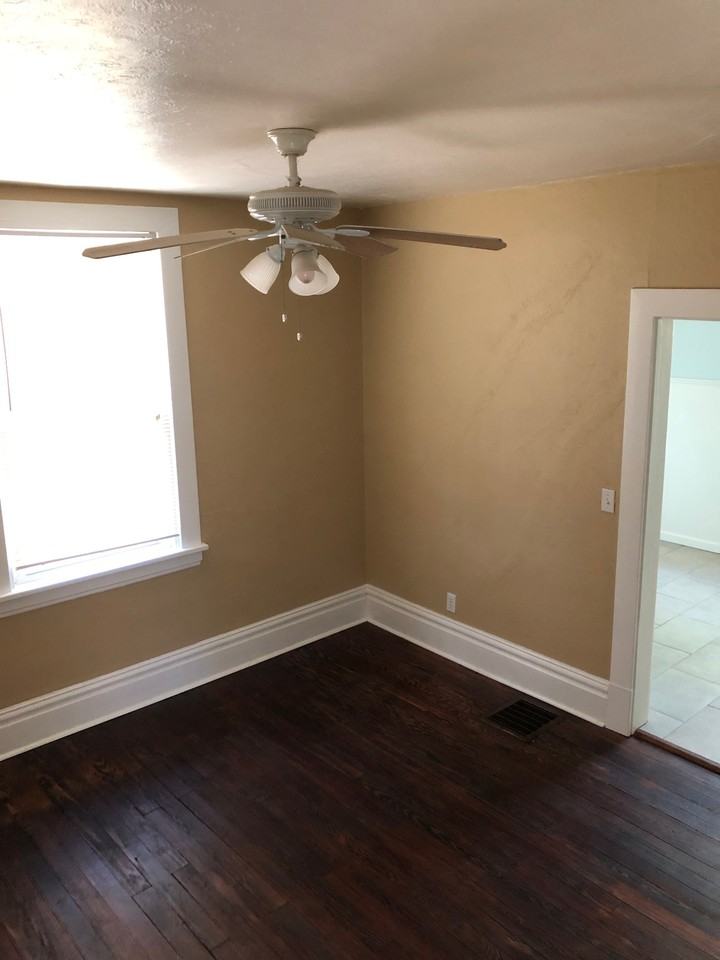 1714 Dagmar Avenue - Photo 6 of 10