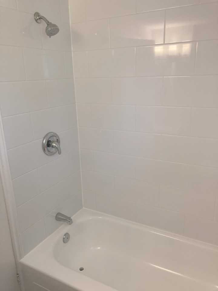 17 John Street South #3 - Photo 7 of 8