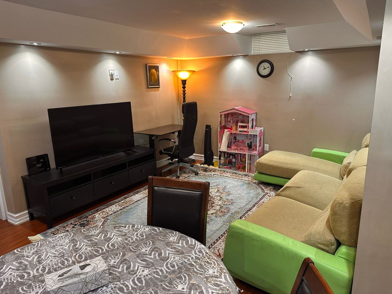 54 Boundbrook Drive - Photo 2 of 9