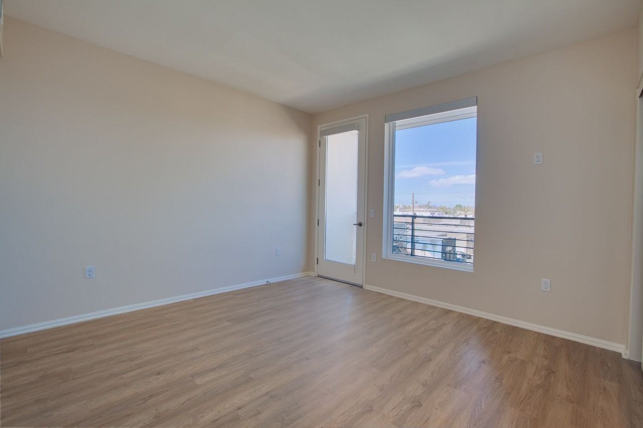 288 Center St. - Photo 3 of 46