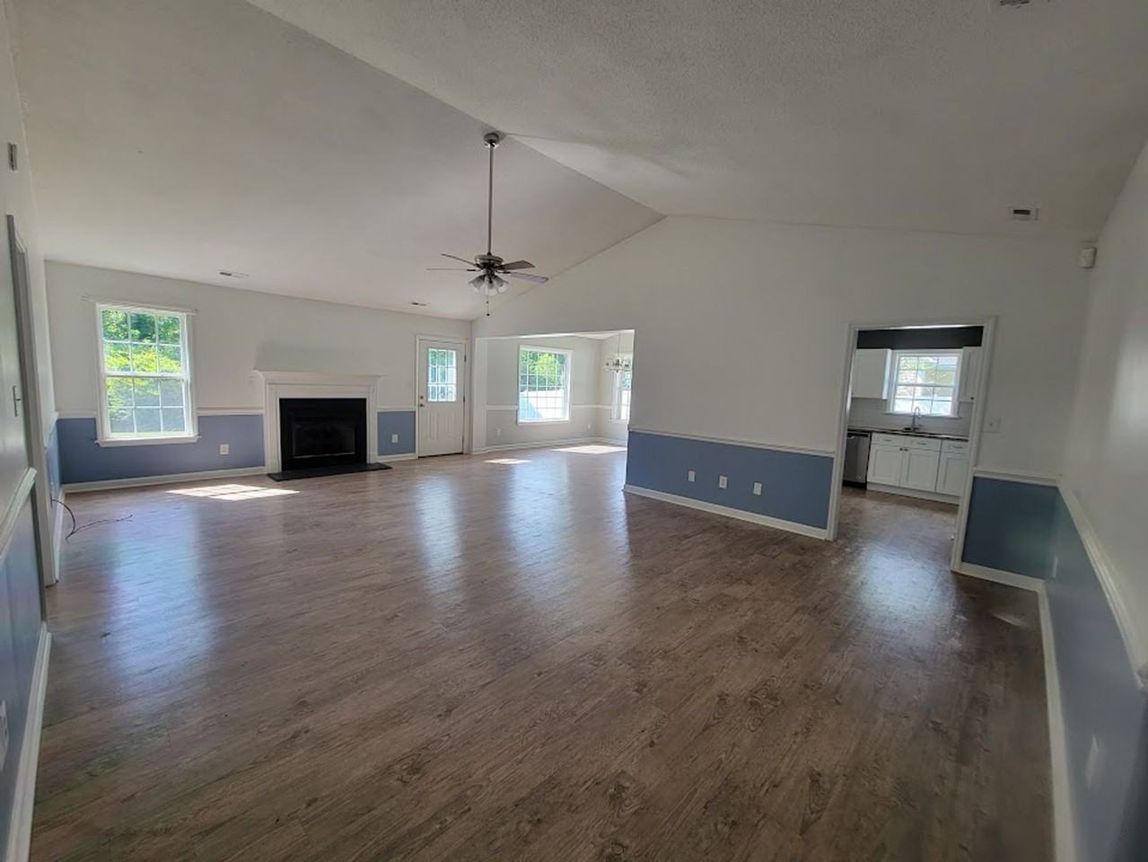 211 Marsh Hen Ct - Photo 4 of 18