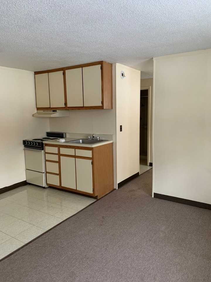 Fox Park - Photo 3 of 10