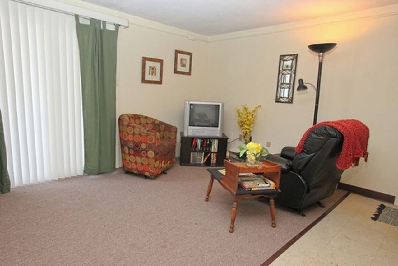 Fox Park - Photo 4 of 10