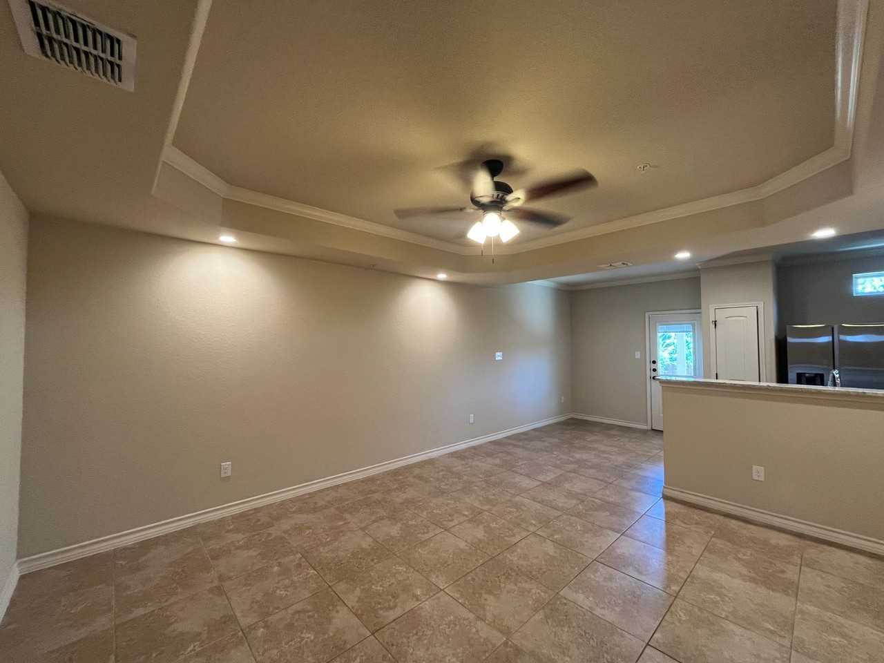 6427 Luglio Ln #102 - Photo 4 of 30