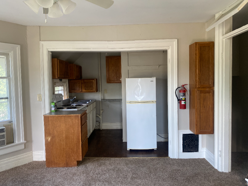 151 E 5th St - Photo 2 of 7