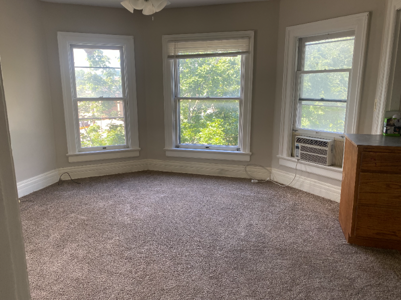 151 E 5th St - Photo 3 of 7