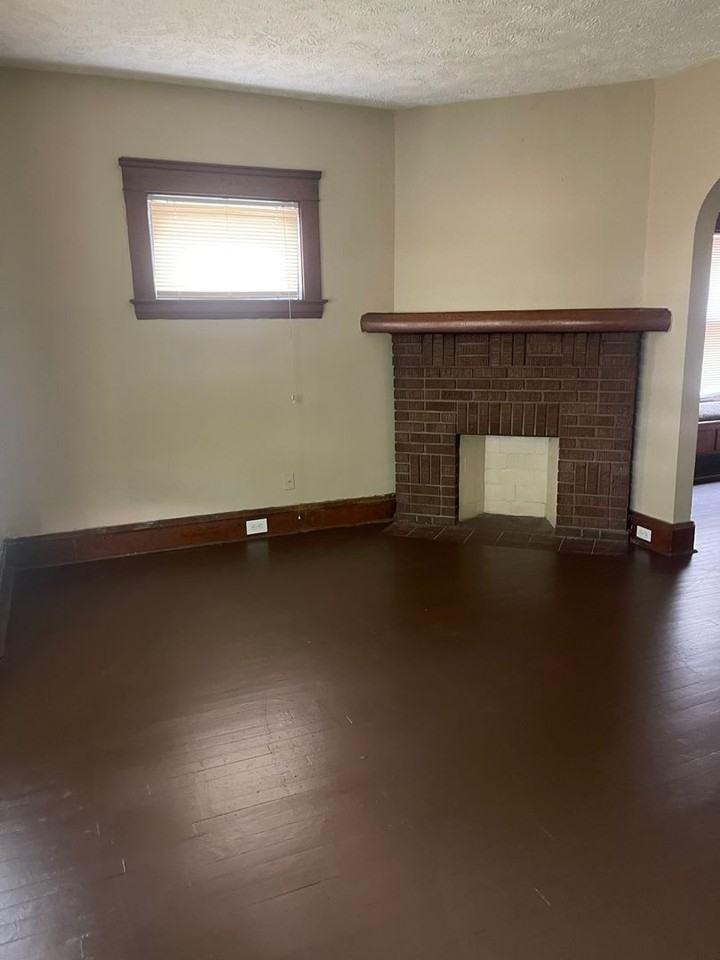 #Westropp 14408 - Photo 2 of 6