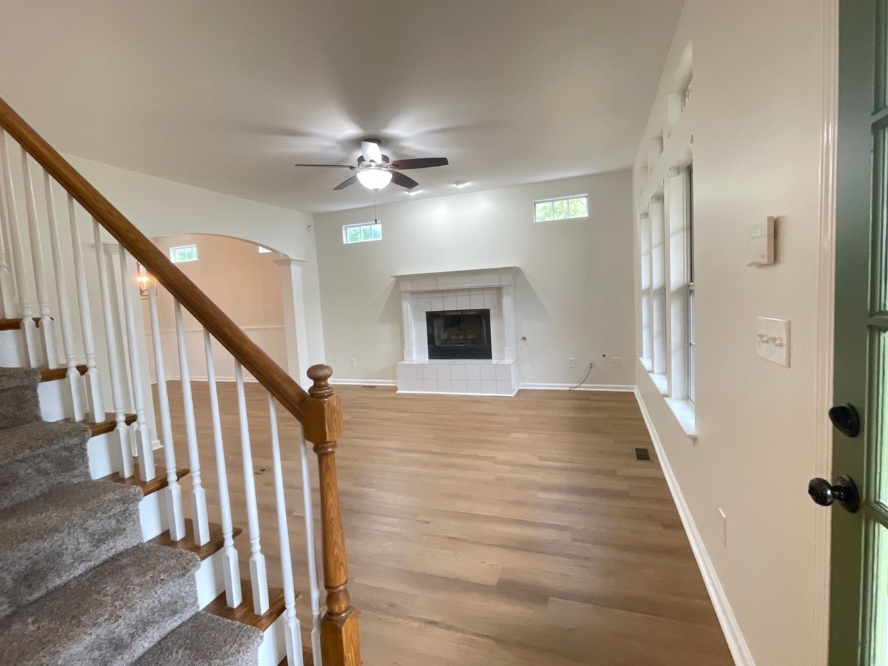 213 Evergreen Trce - Photo 3 of 27