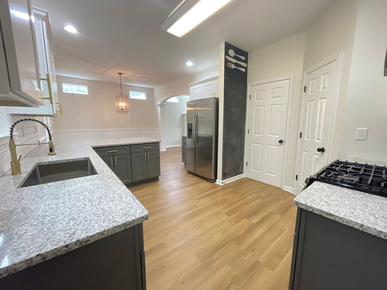 213 Evergreen Trce - Photo 6 of 27