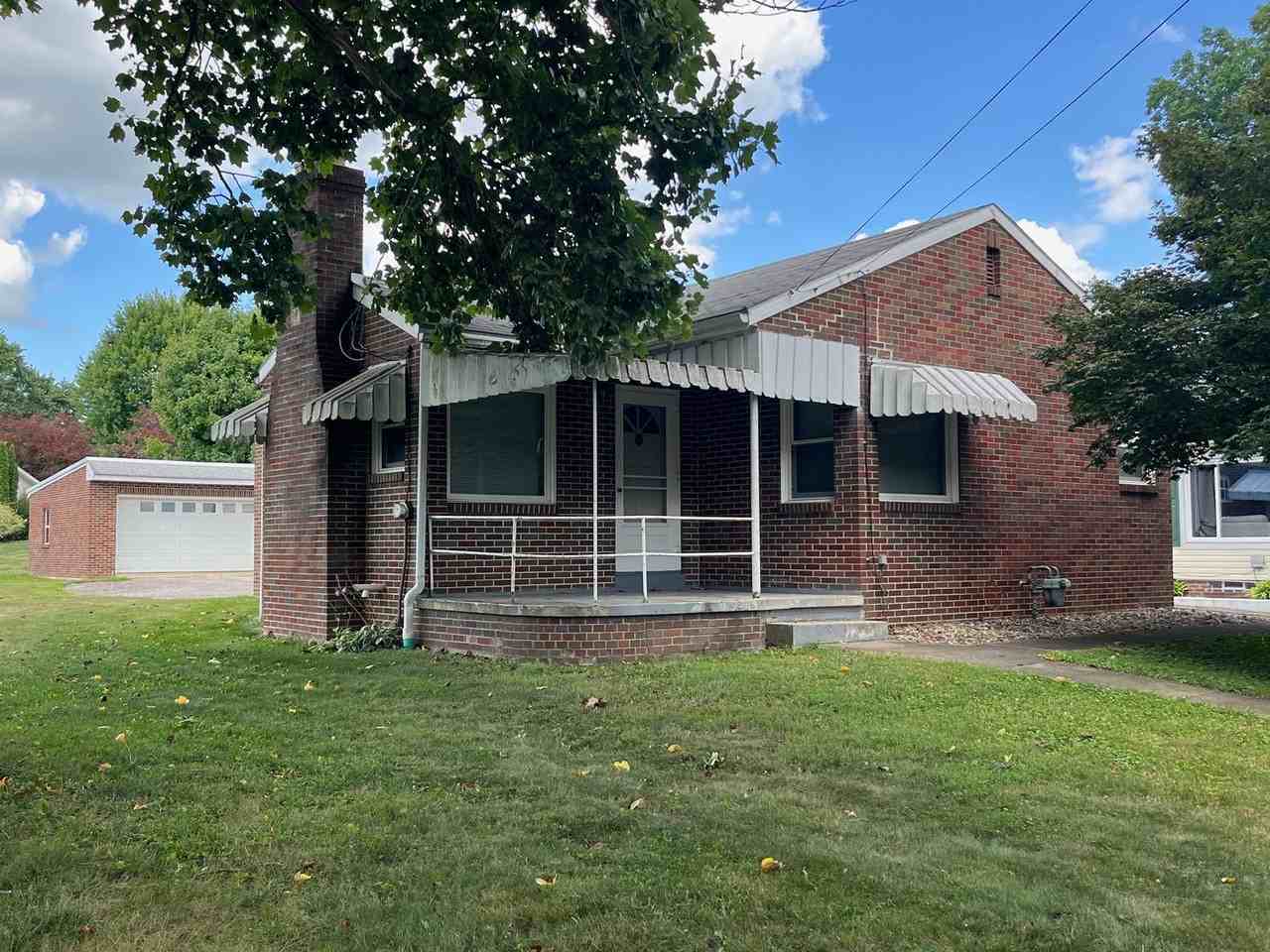 76 Plum St - Photo 3 of 18