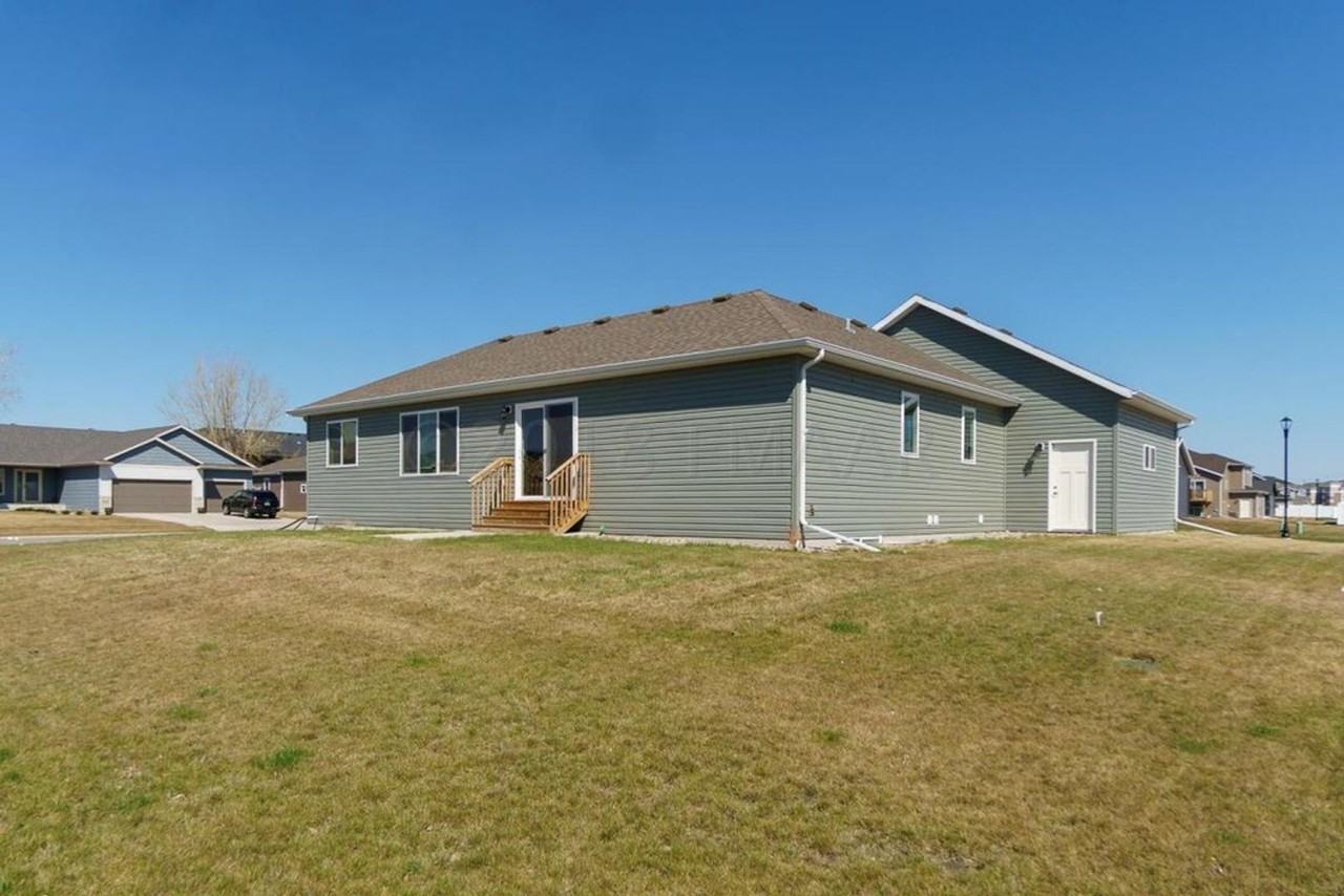 5486 Tyler Ave S - Photo 2 of 17