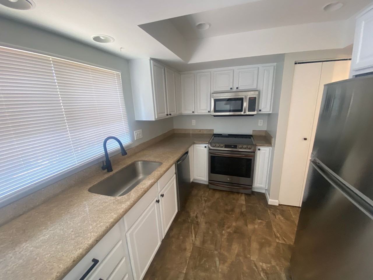 1245 South Uvalda Street - Photo 6 of 21