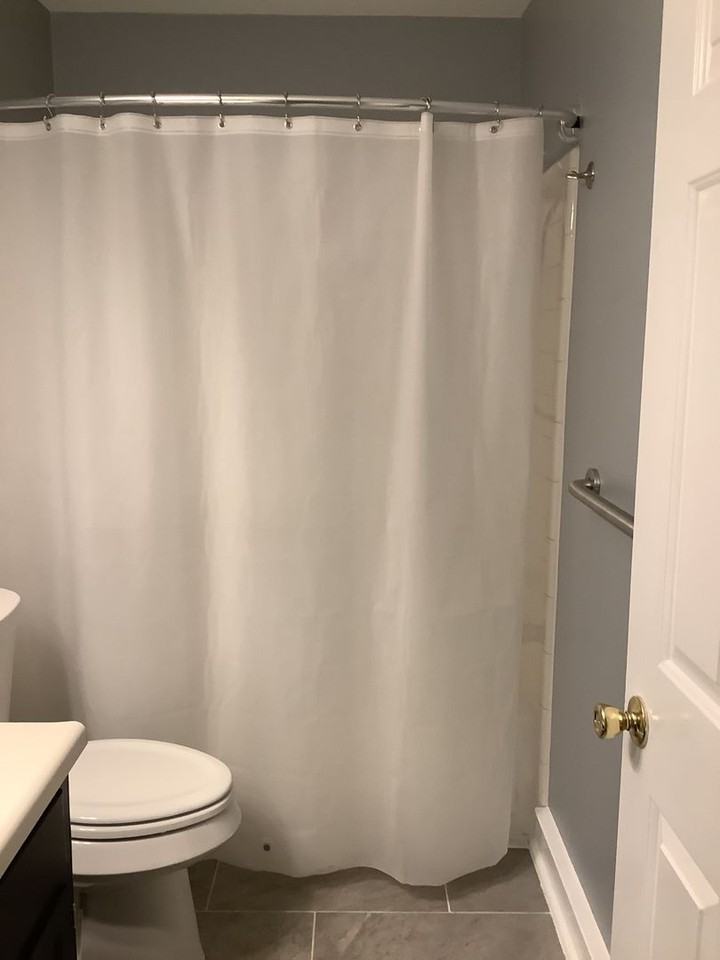 1702 Beechwood Cir N - Photo 3 of 27