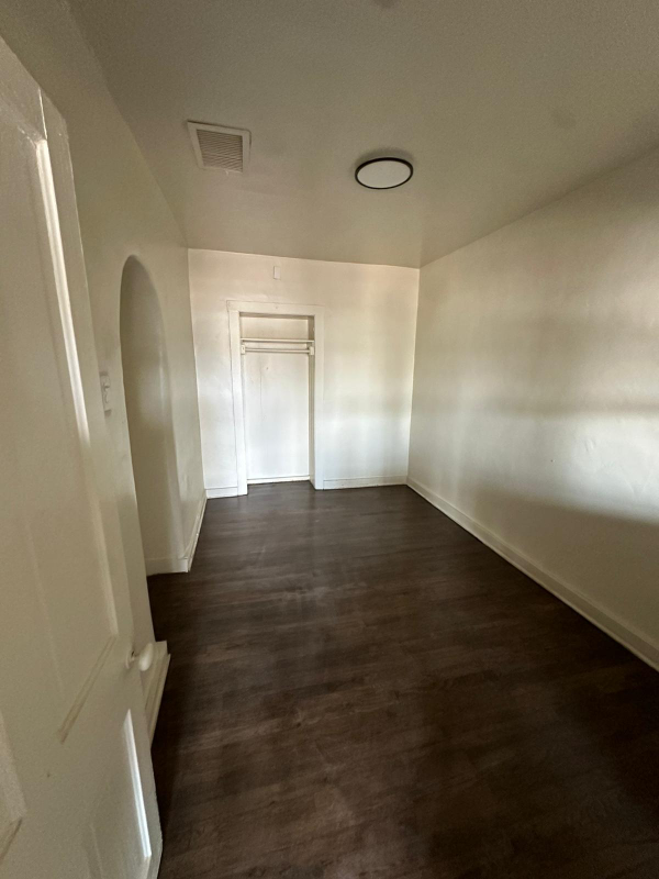 3317 E San Antonio Ave - Photo 5 of 11