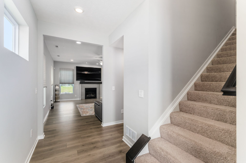 3298 Shoal Way - Photo 4 of 20