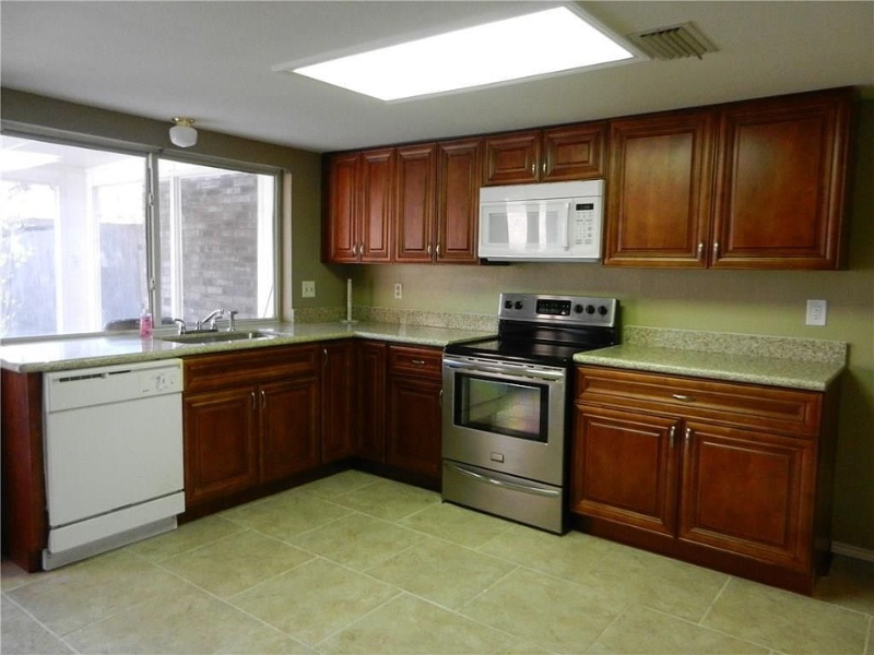 3624 Holly Tree Trl - Photo 2 of 19