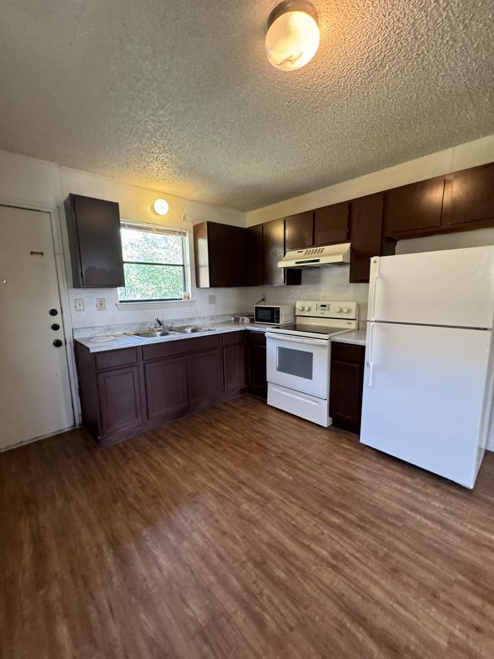 807 N 3rd St Unit A #NA - Photo 3 of 17