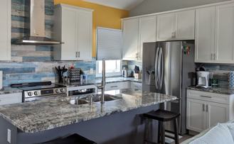 421 1/2 12th Ave N - Photo 1 of 1