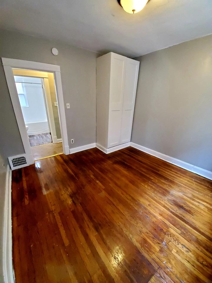 7709 Arthur Ave #1F - Photo 4 of 9