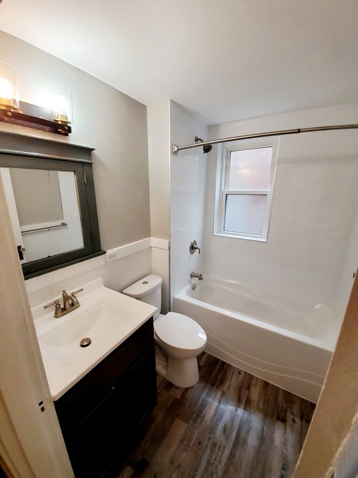 7709 Arthur Ave #1F - Photo 6 of 9