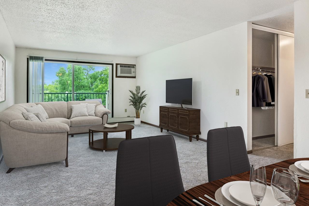 Pheasant Park Apartments - Photo 4 of 25