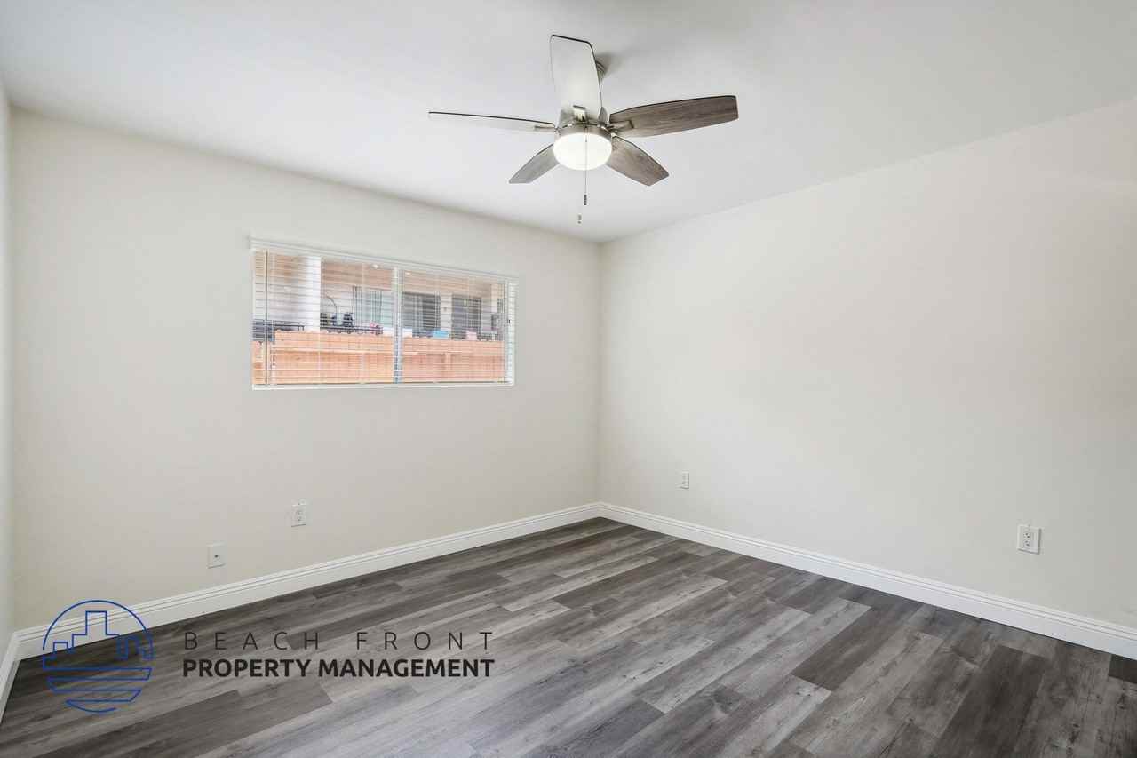 5447 Norwalk Blvd - Photo 6 of 22