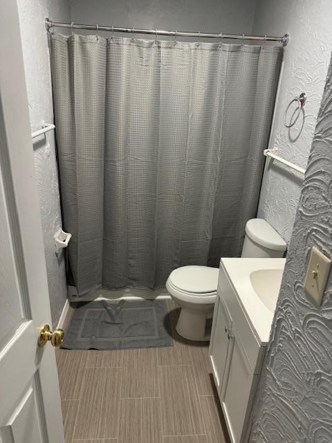 N Keystone Ave - Photo 3 of 4